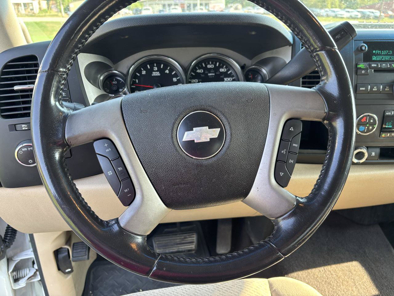Used 2007 Chevrolet Silverado 1500 LT w/ 1LT Convenience Package RWD image 14
