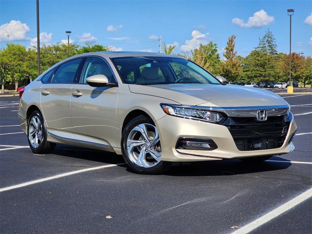 Used 2019 Honda Accord EX image 2