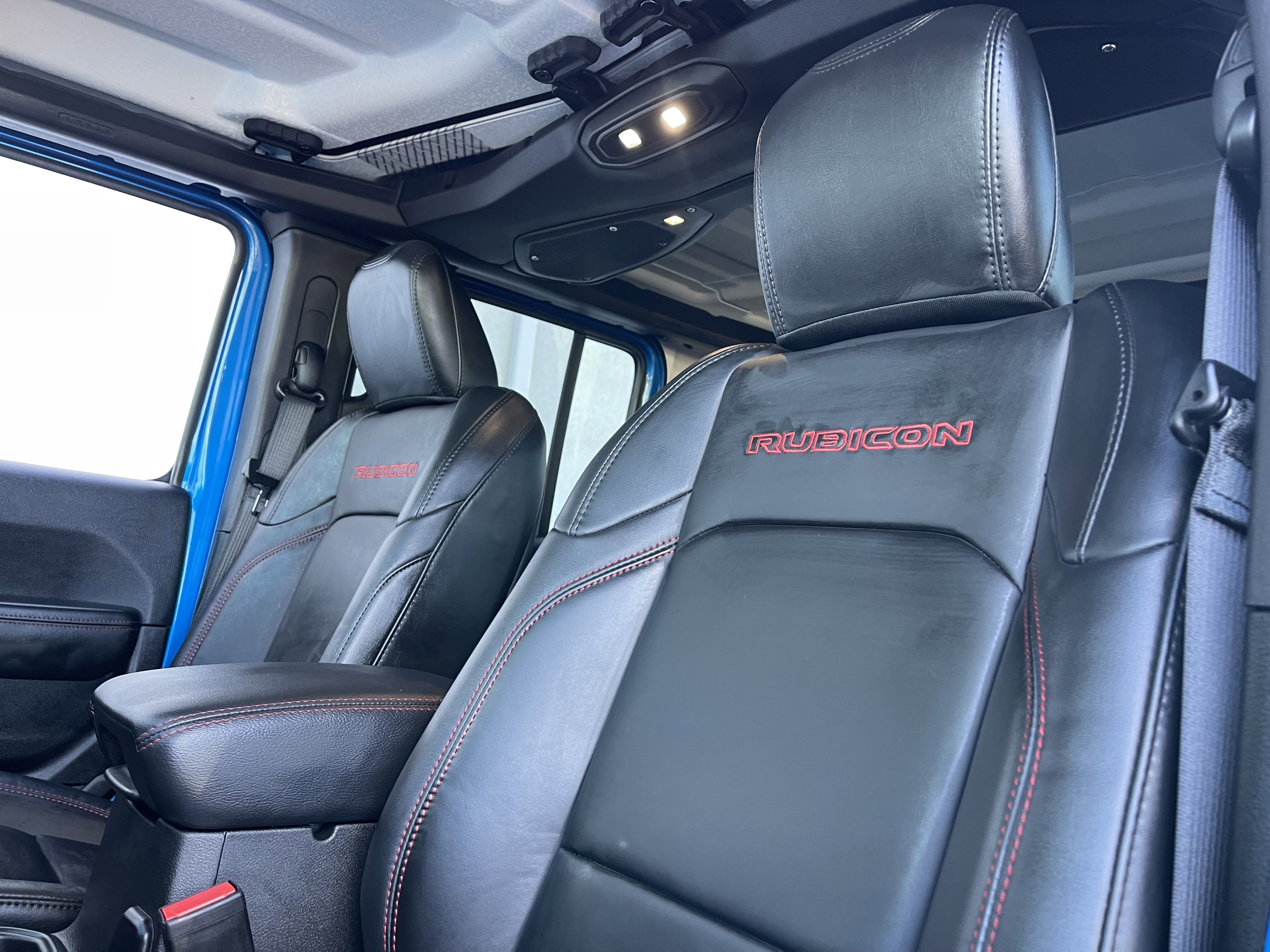 New 2026 Jeep Wrangler Unlimited Rubicon w/ Technology Group image 18