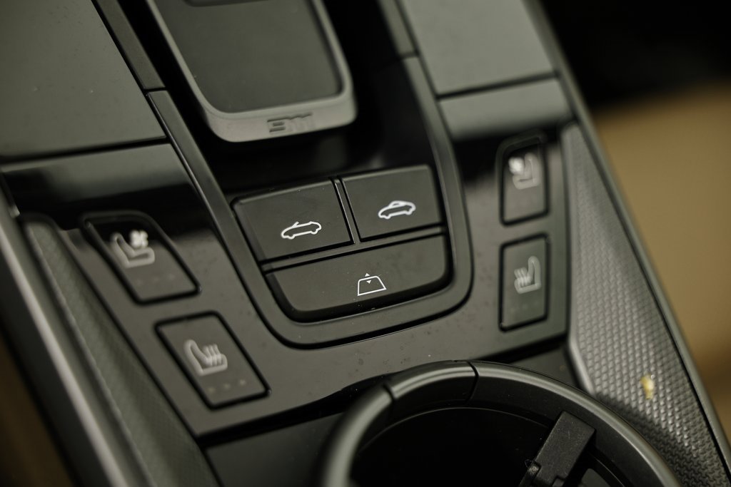 Used 2020 Porsche 911 Carrera S image 41