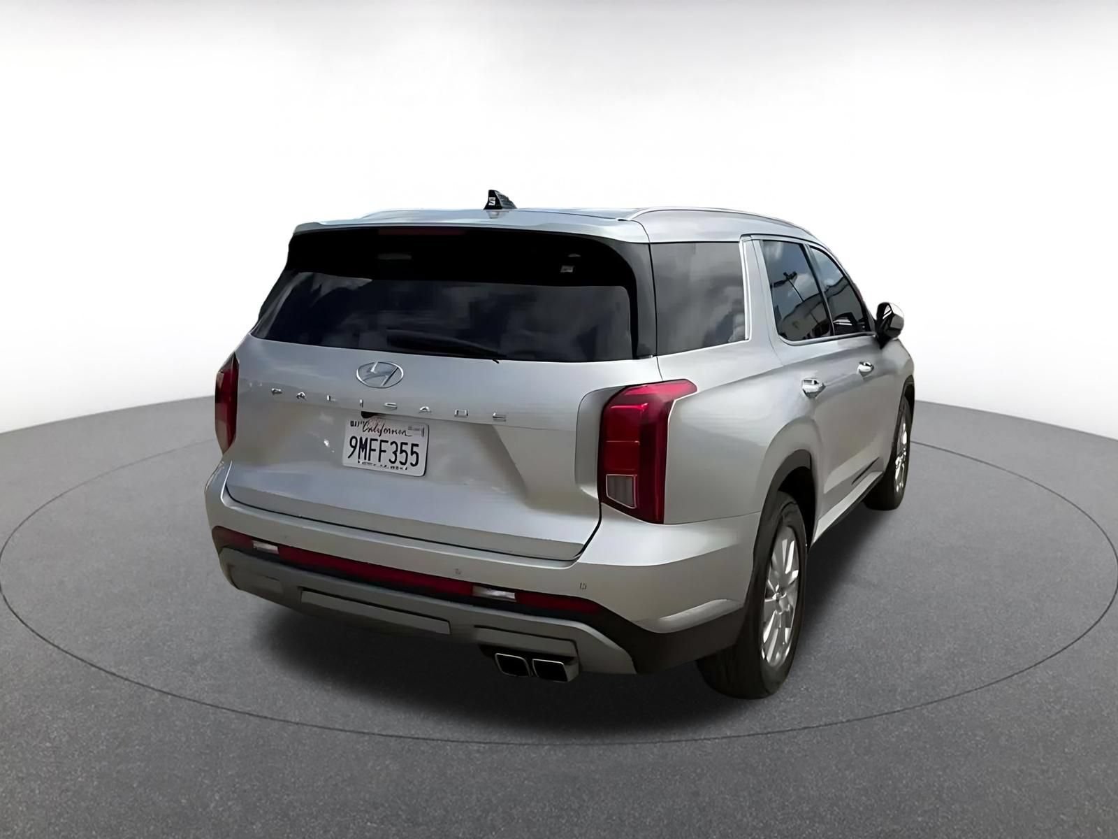 Used 2024 Hyundai Palisade SEL FWD image 13