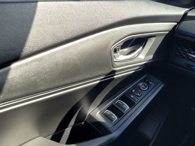 Used 2024 Honda Accord EX image 31