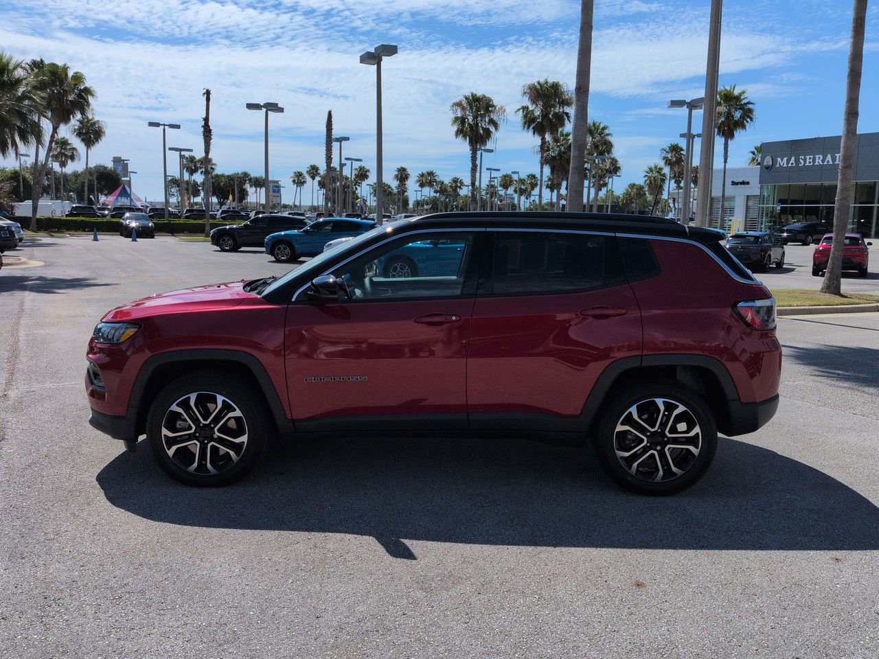 Used 2023 Jeep Compass Limited AWD/4WD image 7