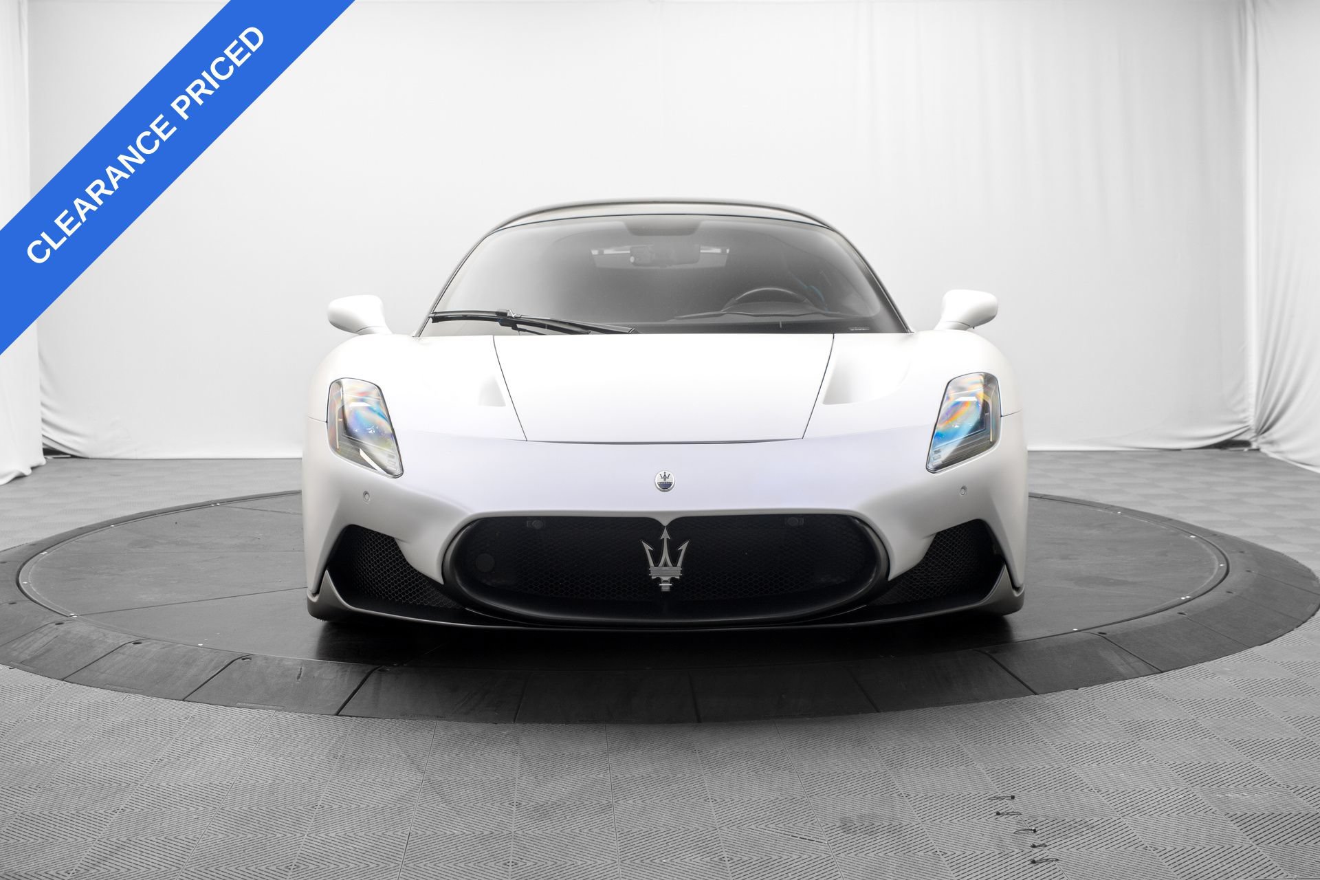 Used 2022 Maserati MC20 Coupe RWD image 8