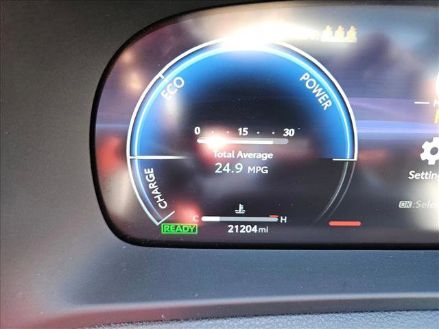 Used 2025 Toyota Crown Platinum image 21