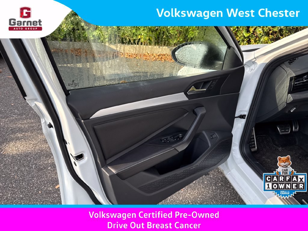 Used 2025 Volkswagen Jetta Sport FWD image 11