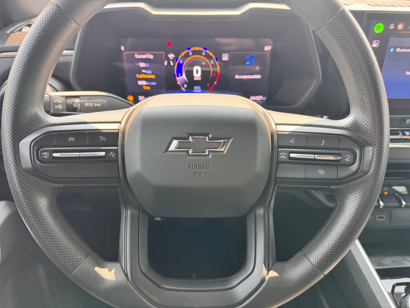 Used 2024 Chevrolet Colorado Trail Boss w/ Technology Package AWD/4WD image 15