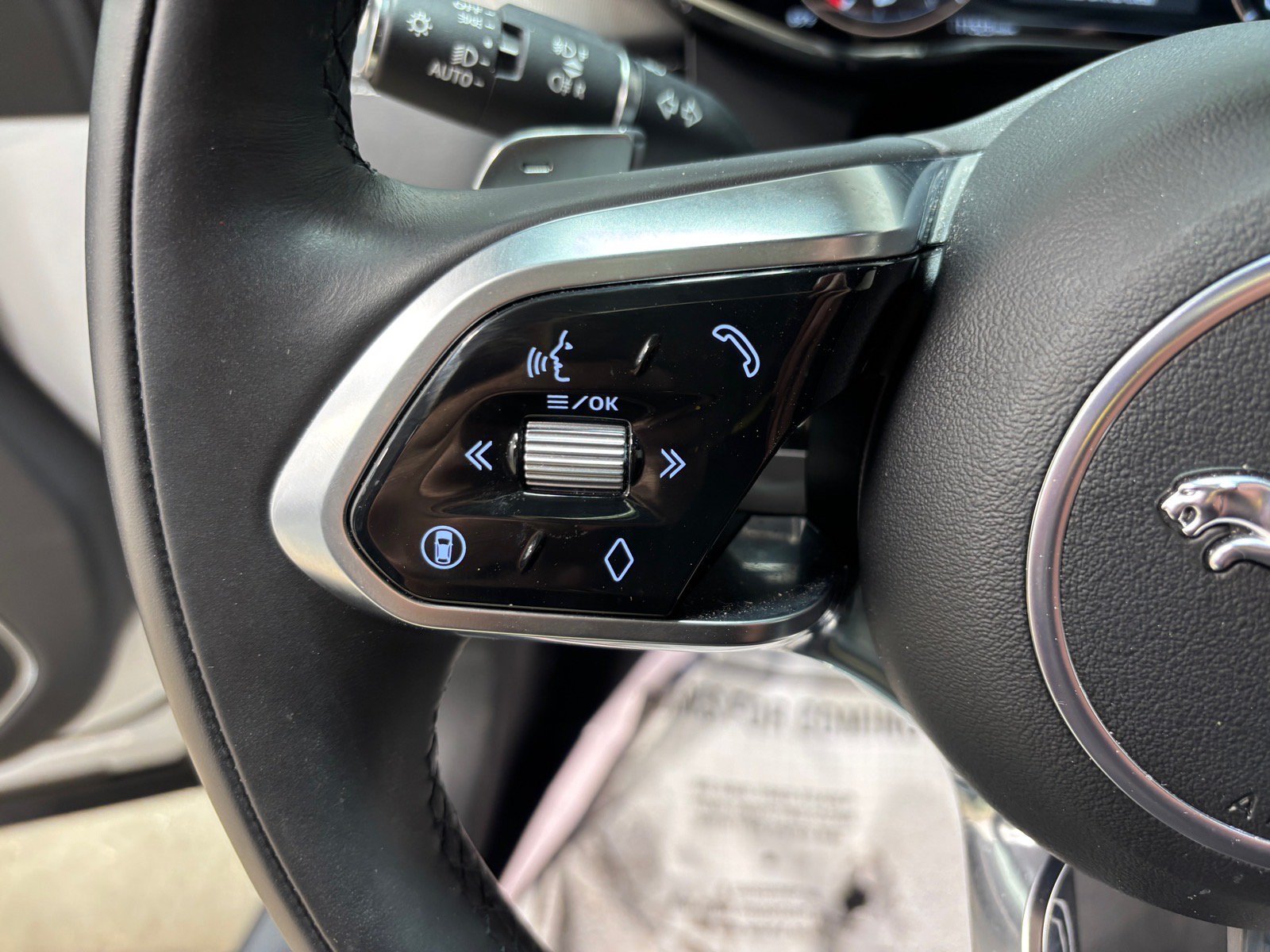 New 2026 Jaguar F-PACE R-Dynamic S AWD/4WD image 21