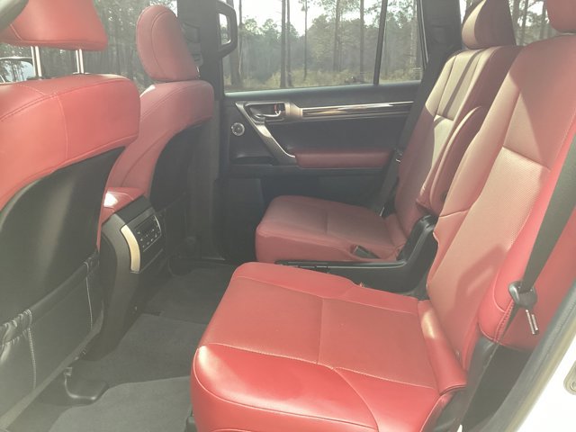 Used 2023 Lexus GX 460 Premium image 13