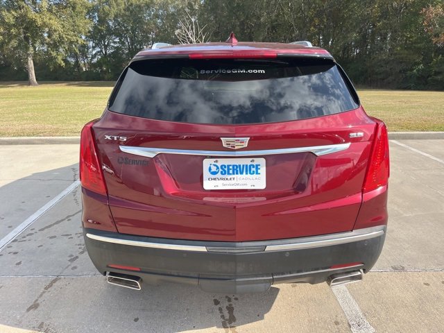 Used 2018 Cadillac XT5 Premium Luxury w/ Driver Assist Package image 4