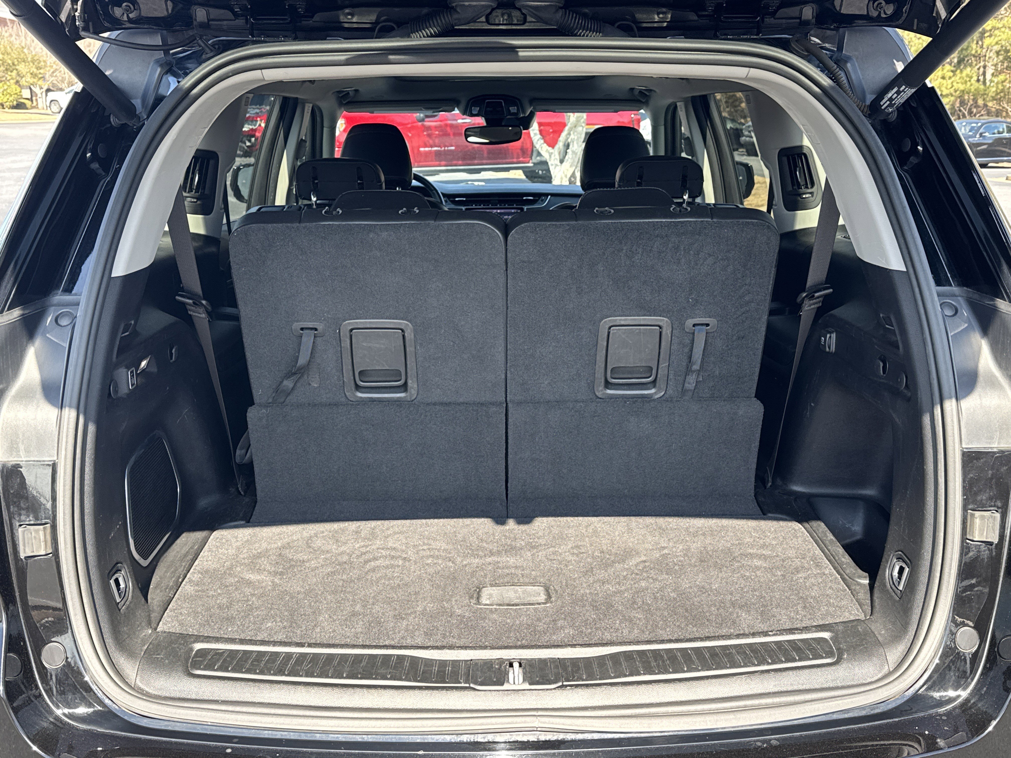 Used 2022 Jeep Grand Cherokee L Limited image 18