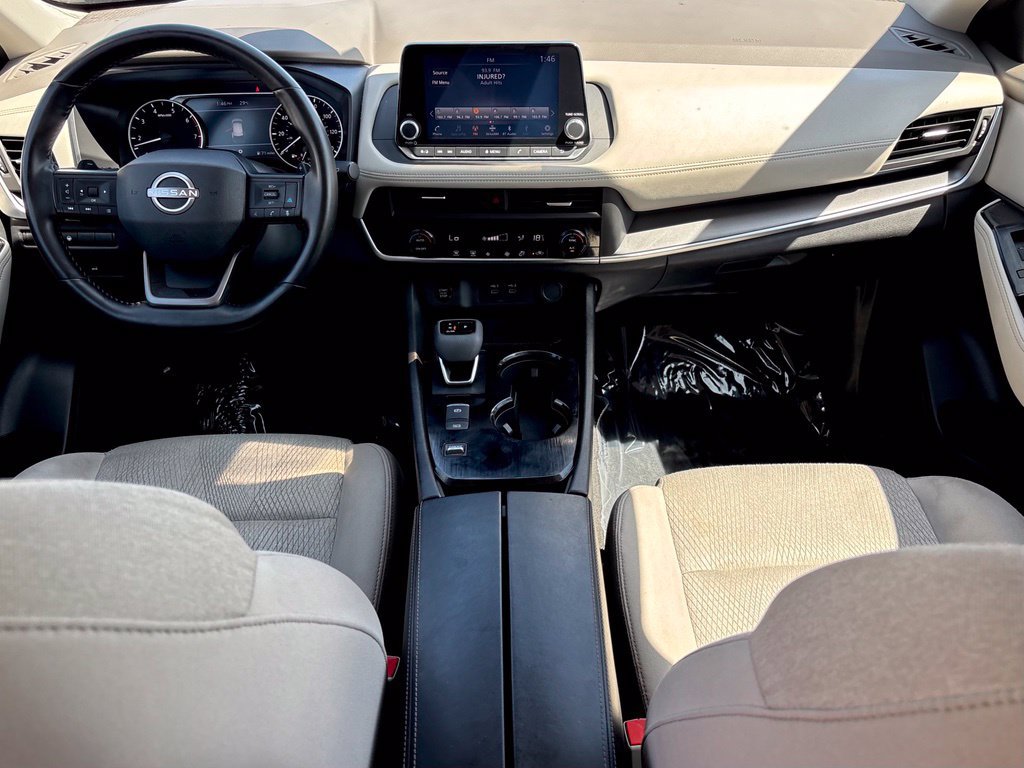 Used 2025 Nissan Rogue SV FWD image 21