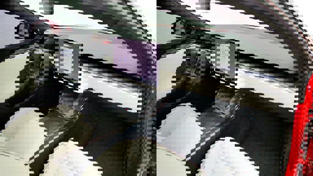 Used 2021 Tesla Model S Plaid image 28