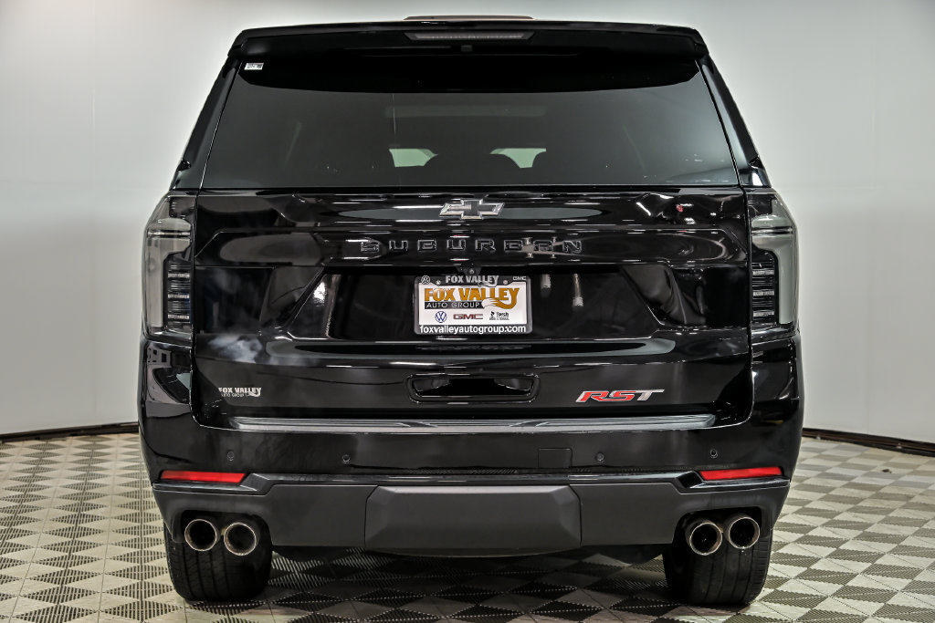 Used 2025 Chevrolet Suburban RST w/ Comfort Package AWD/4WD image 7