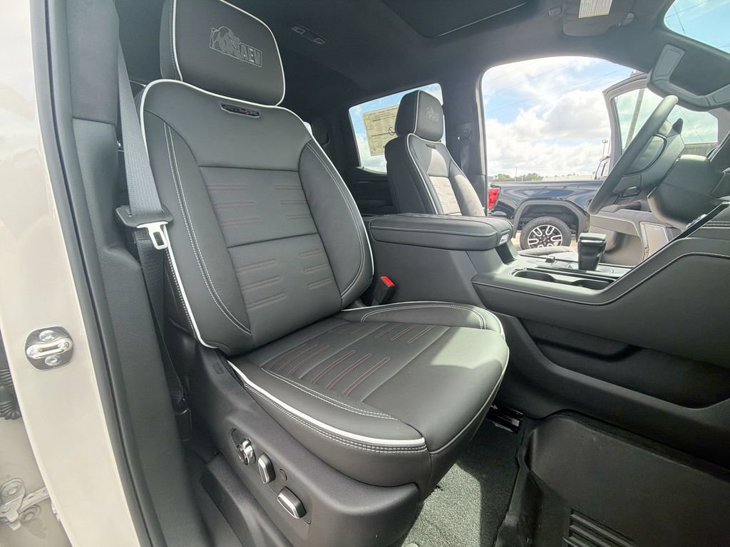 New 2026 GMC Sierra 1500 AT4X w/ AT4X AEV Edition AWD/4WD image 14
