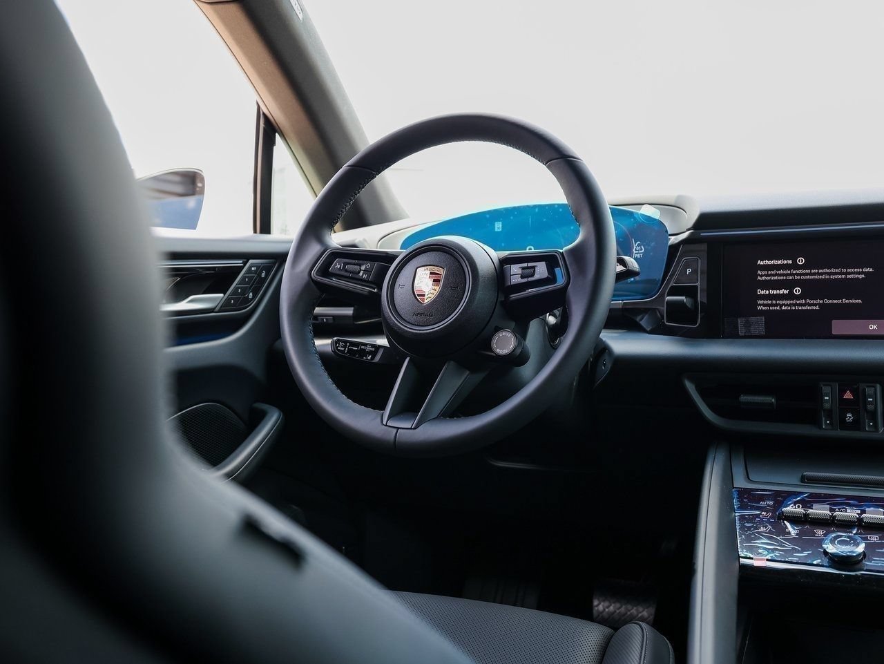 New 2025 Porsche Macan Electric RWD image 25
