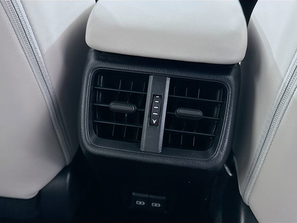 Certified 2022 Lexus UX 200 w/ Premium Package image 25