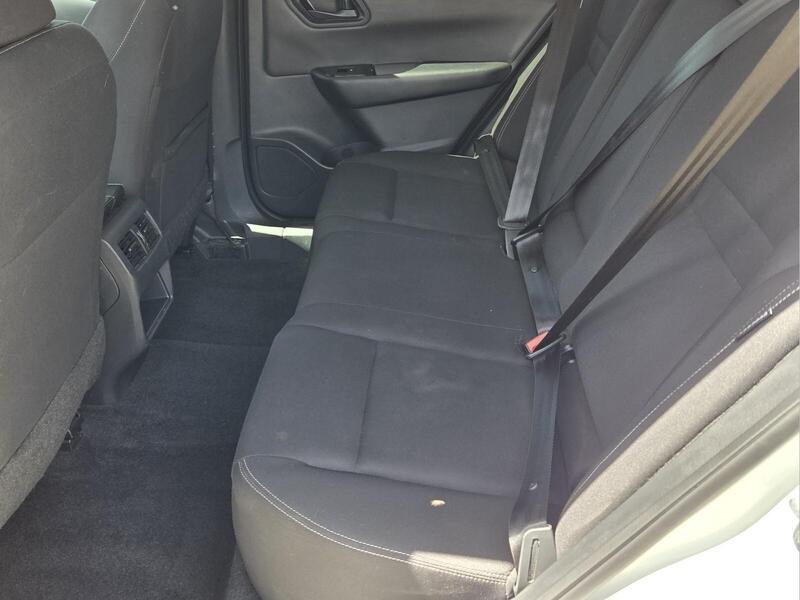 Used 2024 Nissan Rogue S FWD image 12