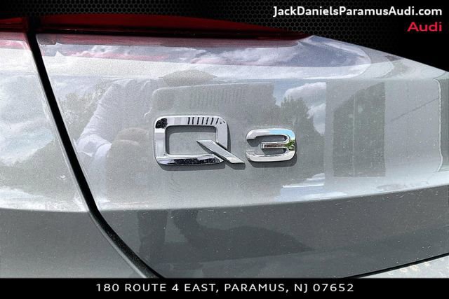 Used 2023 Audi Q3 2.0T Premium w/ Convenience Package AWD/4WD image 31