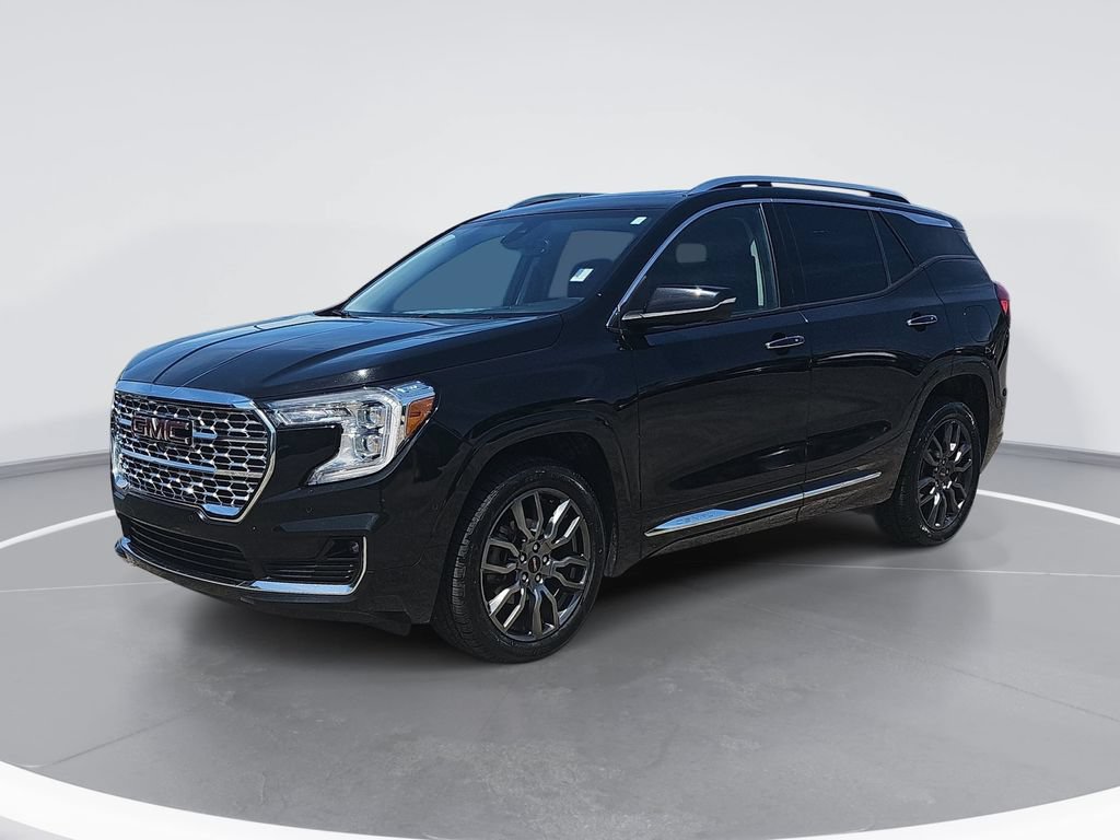 Certified 2024 GMC Terrain Denali w/ Black Diamond Edition AWD/4WD image 9