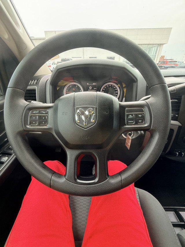 Used 2018 RAM 2500 Tradesman w/ Chrome Appearance Group image 11