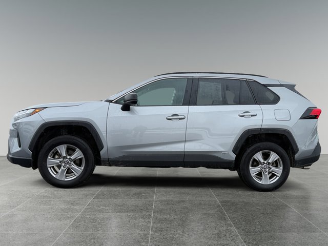 Used 2025 Toyota RAV4 LE image 2