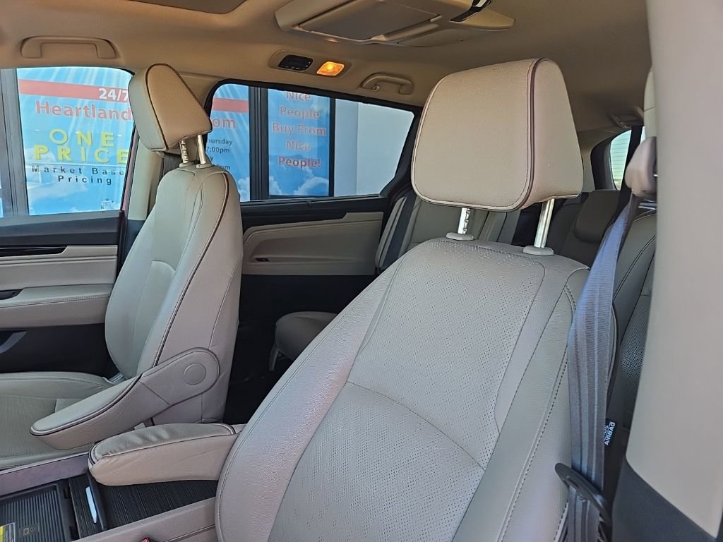 Used 2024 Honda Odyssey Elite image 35