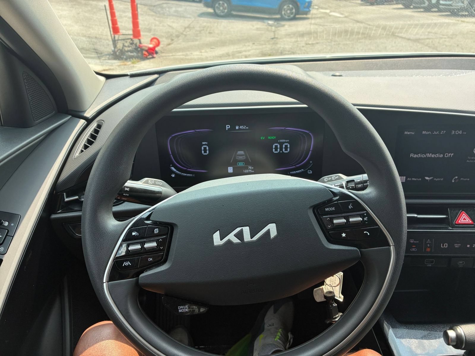 Used 2026 Kia Niro LX FWD image 29