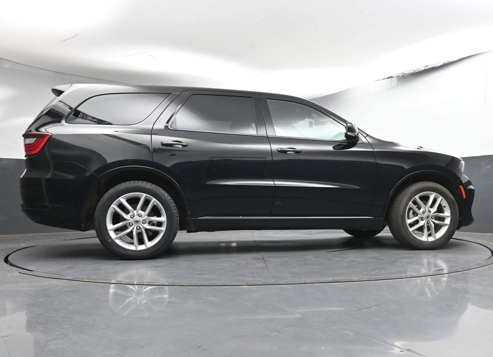 Used 2022 Dodge Durango GT image 19