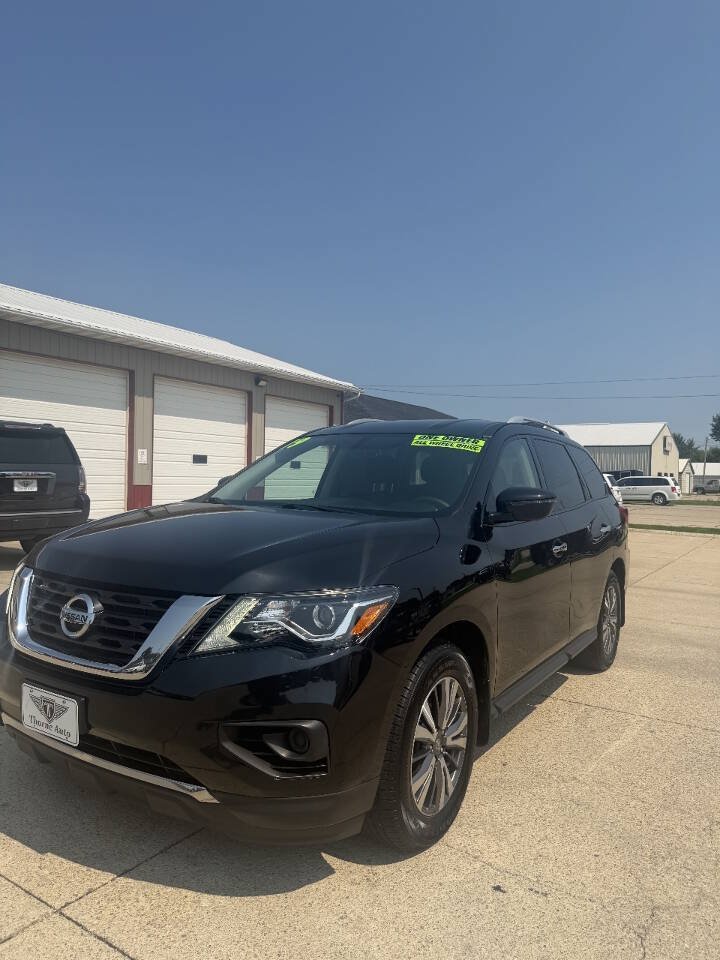 Used 2019 Nissan Pathfinder S AWD/4WD image 4