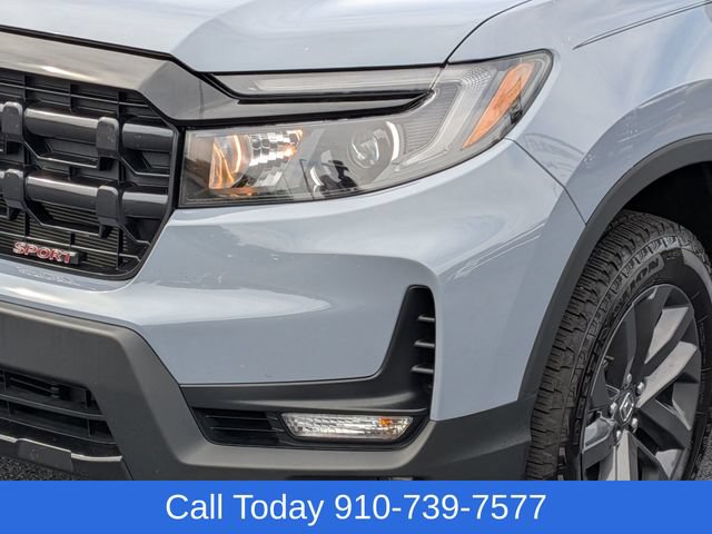 Used 2025 Honda Ridgeline Sport image 9