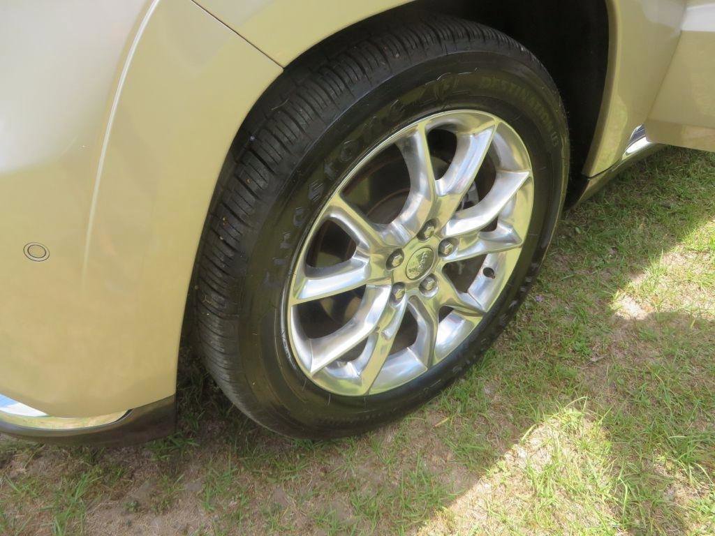 Used 2014 Jeep Grand Cherokee Summit AWD/4WD image 30
