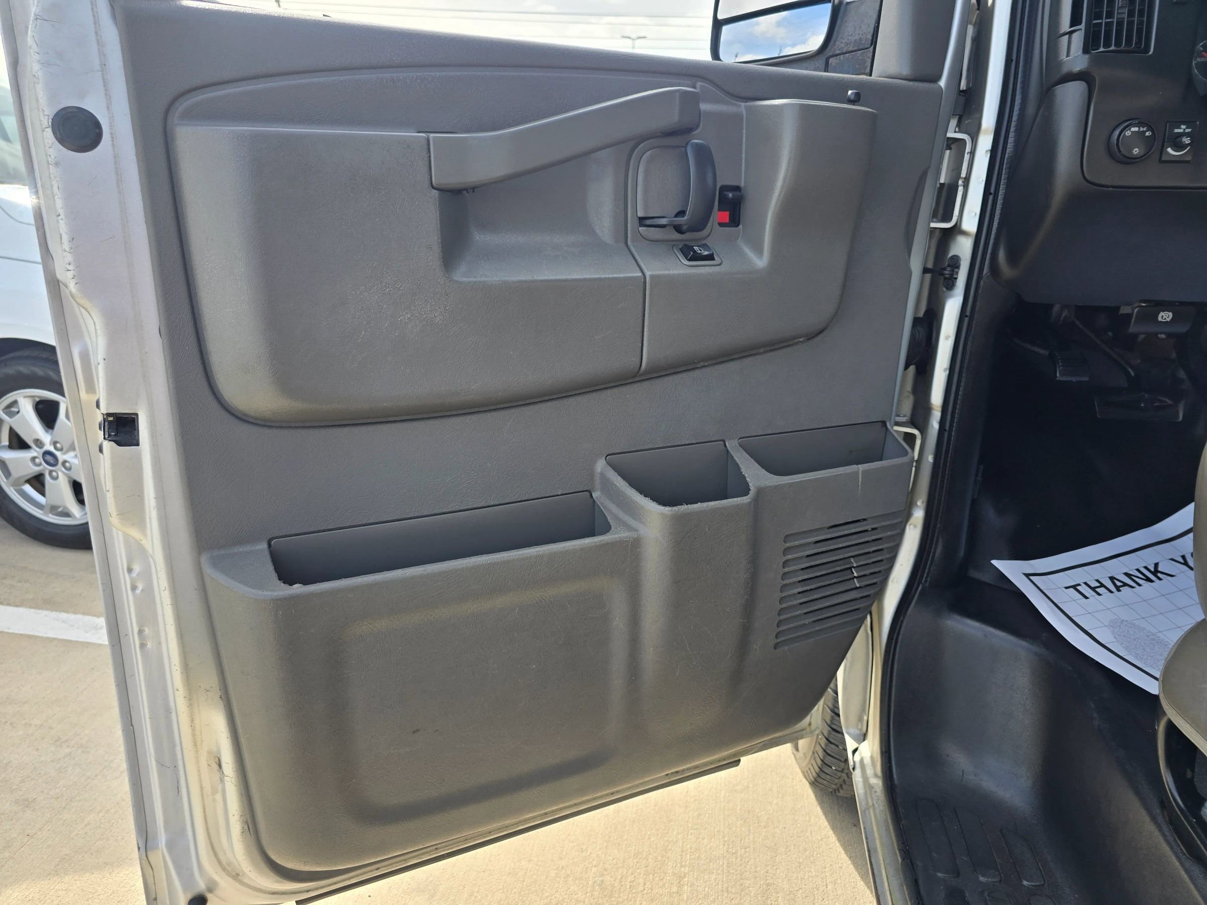 Used 2017 Chevrolet Express 2500 LS image 19