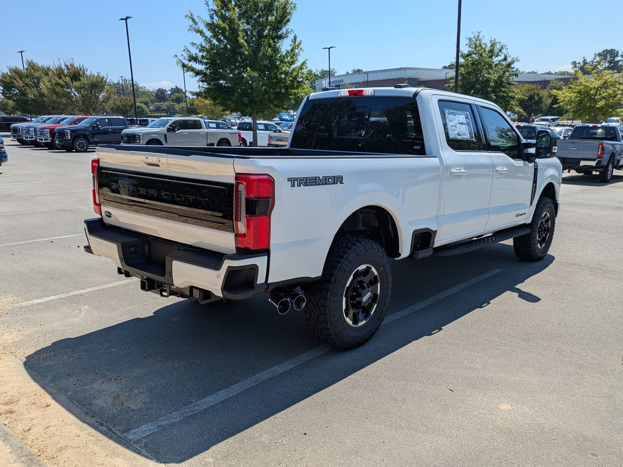 New 2026 Ford F250 Platinum w/ Tremor Off-Road Package image 4