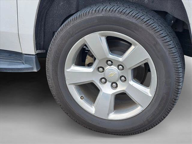Used 2020 Chevrolet Suburban LT AWD/4WD image 14