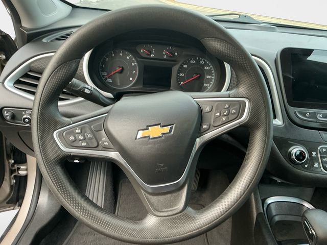 Used 2023 Chevrolet Malibu LT image 14