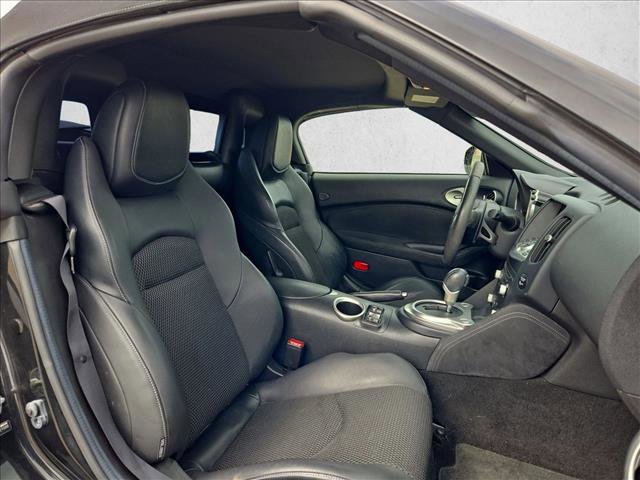 Used 2014 Nissan 370Z Touring w/ Navigation Package image 18