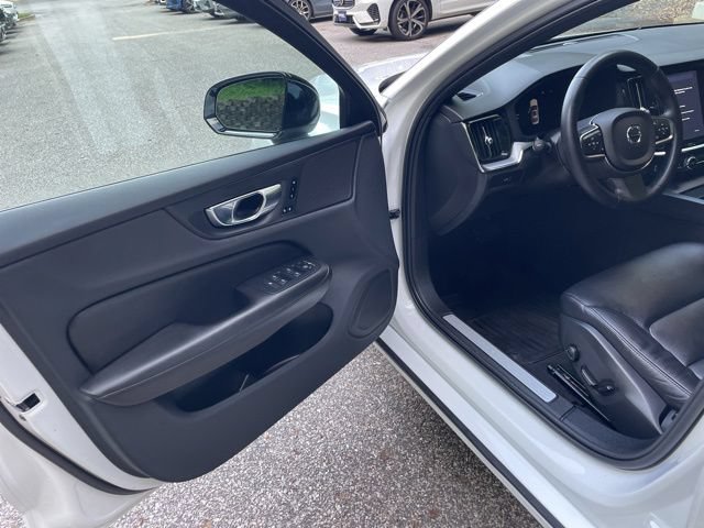 Certified 2023 Volvo S60 B5 Plus w/ Climate Package AWD/4WD image 11