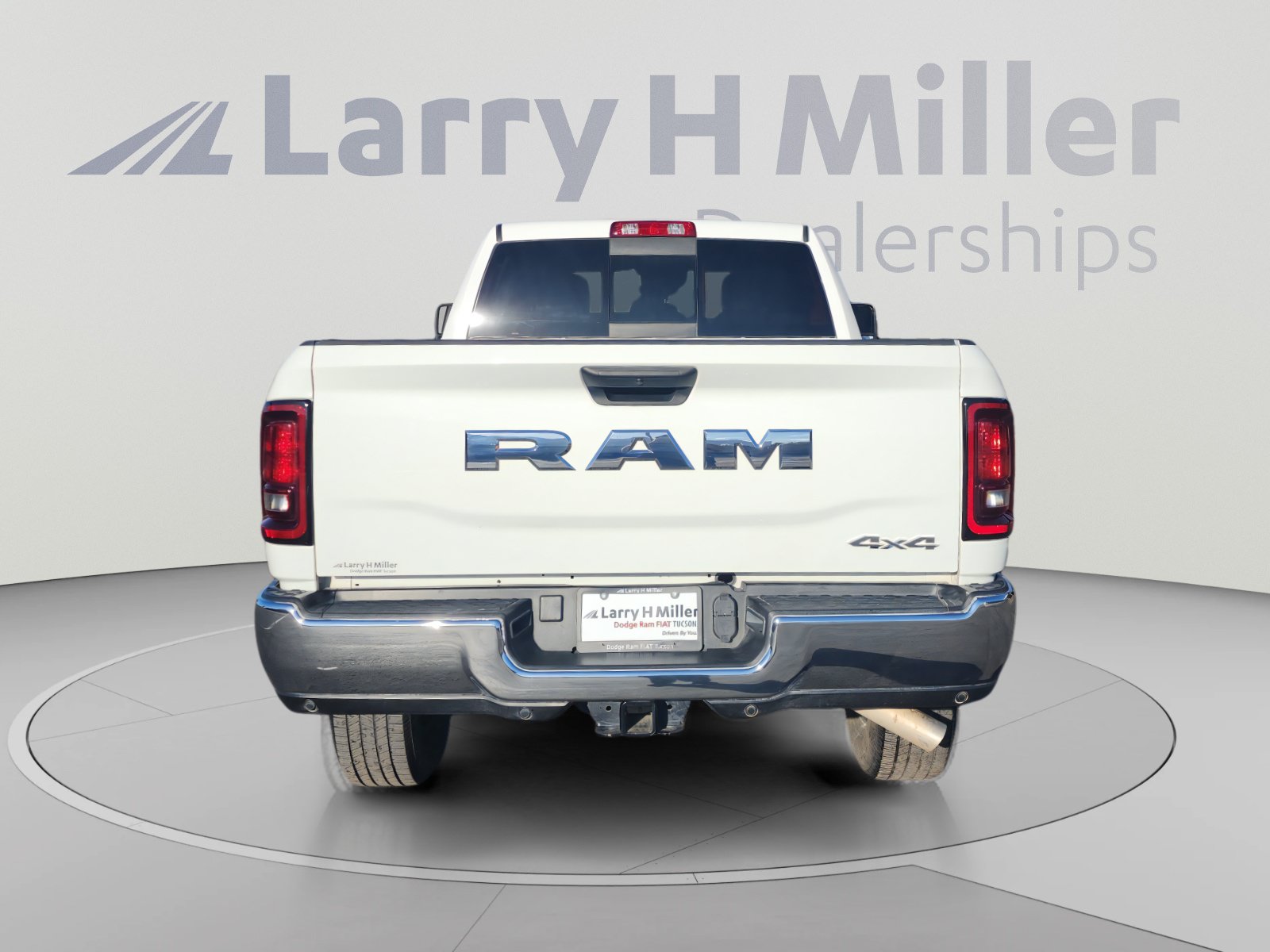Used 2025 RAM 2500 Tradesman AWD/4WD image 4