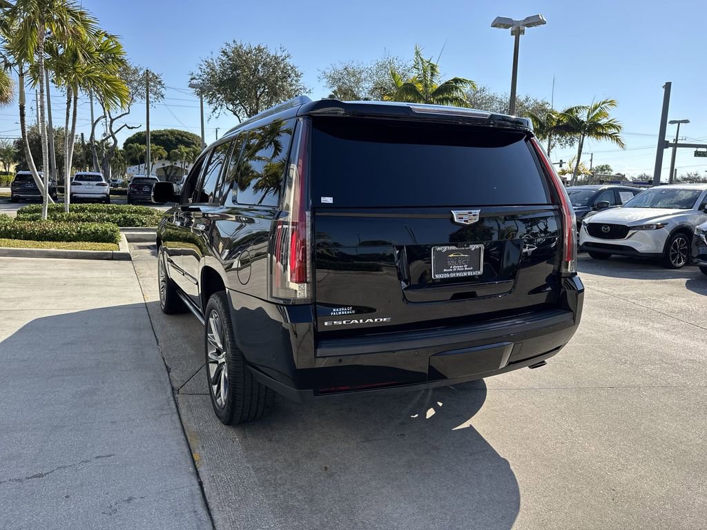 Used 2019 Cadillac Escalade Platinum w/ Escalade Sport Edition image 13