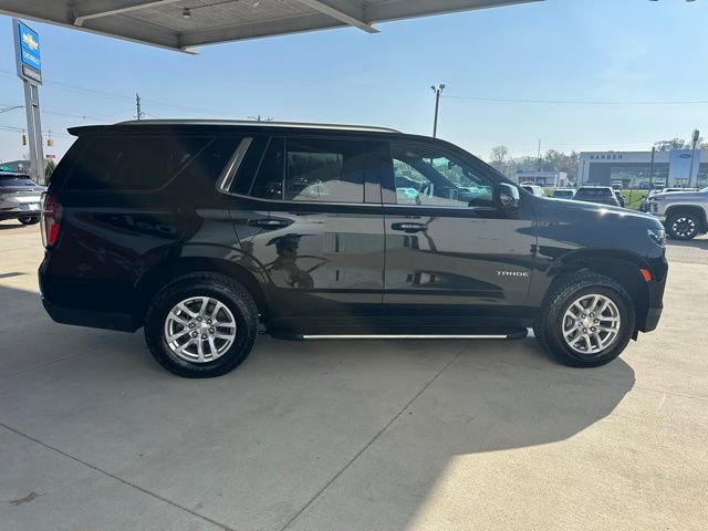 Used 2022 Chevrolet Tahoe LT w/ Luxury Package AWD/4WD image 5