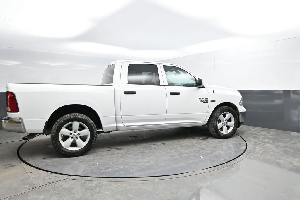 Used 2023 RAM 1500 Classic SLT image 9