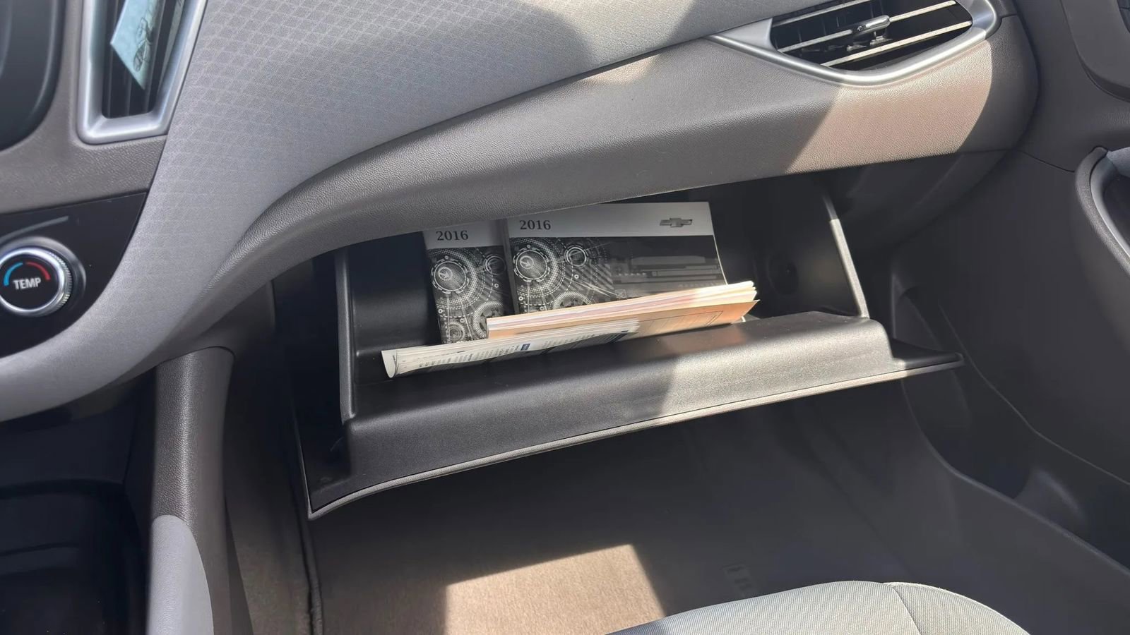 Used 2016 Chevrolet Malibu LS FWD image 14