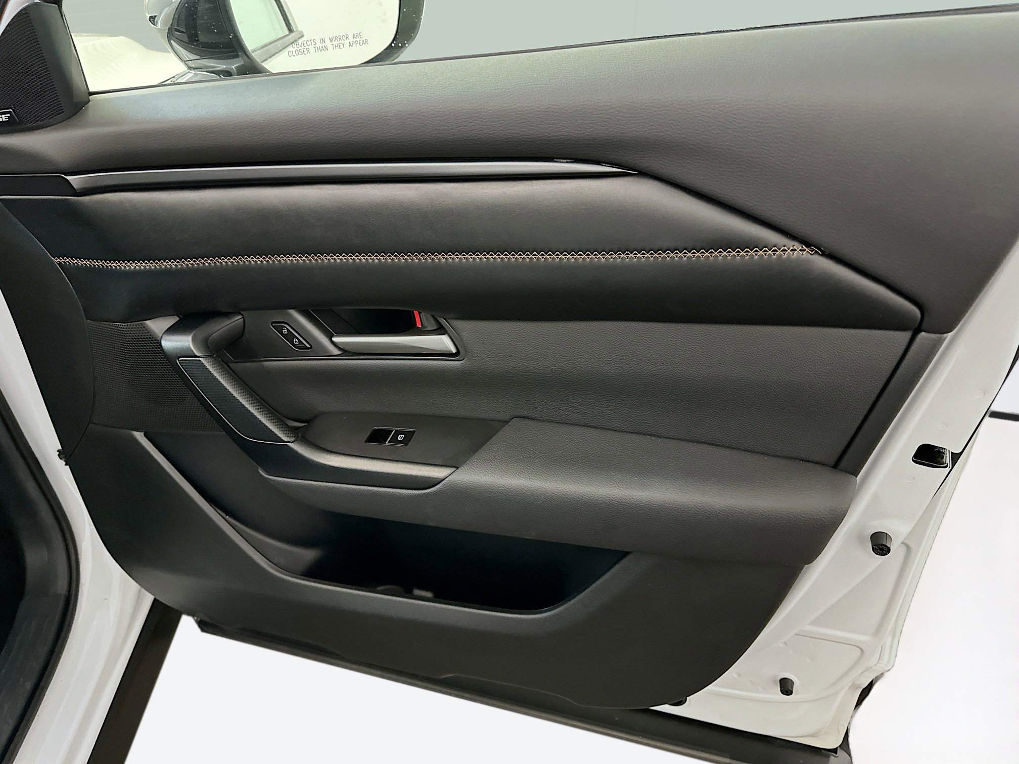 Used 2025 MAZDA CX-50 AWD 2.5 Hybrid w/ Premium Pkg image 35