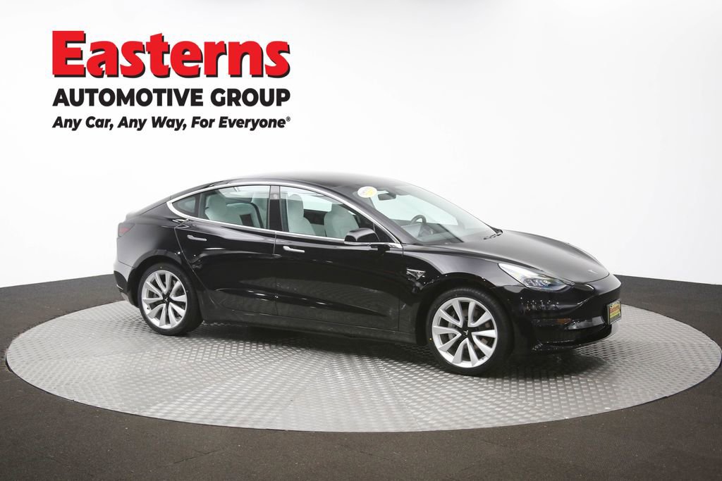Used 2019 Tesla Model 3 Standard Range Plus image 42