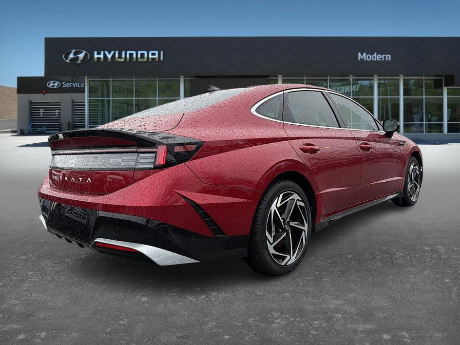 New 2026 Hyundai Sonata SEL FWD image 3