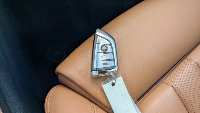 Used 2021 BMW X5 xDrive45e w/ Parking Assistance Package image 36