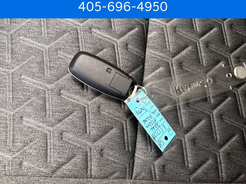 Used 2026 Nissan Kicks SV FWD image 43