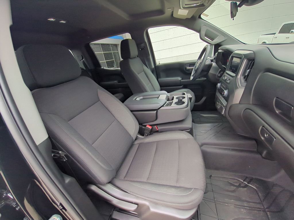 Used 2025 Chevrolet Silverado 1500 Custom AWD/4WD image 33