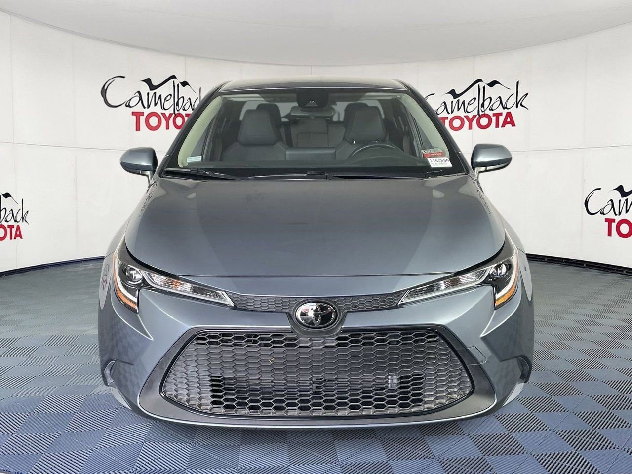 Used 2022 Toyota Corolla LE w/ Carpet Mat Package (TMS) image 2